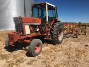 986 International Tractor